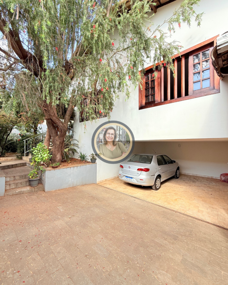 Casa à Venda – Bairro: Iporanga