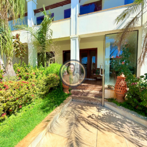 Casa à venda - Bairro: Centro