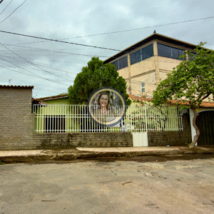 Casa à Venda - Bairro: Piedade