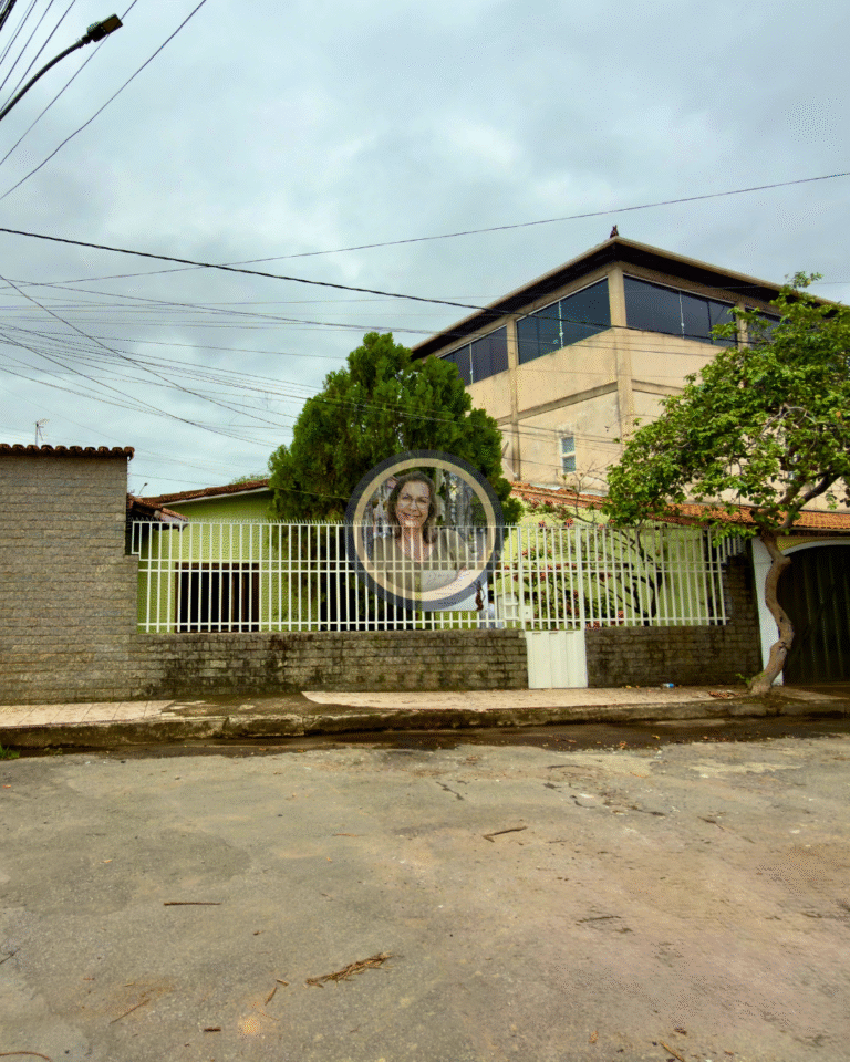 Casa à Venda – Bairro: Piedade