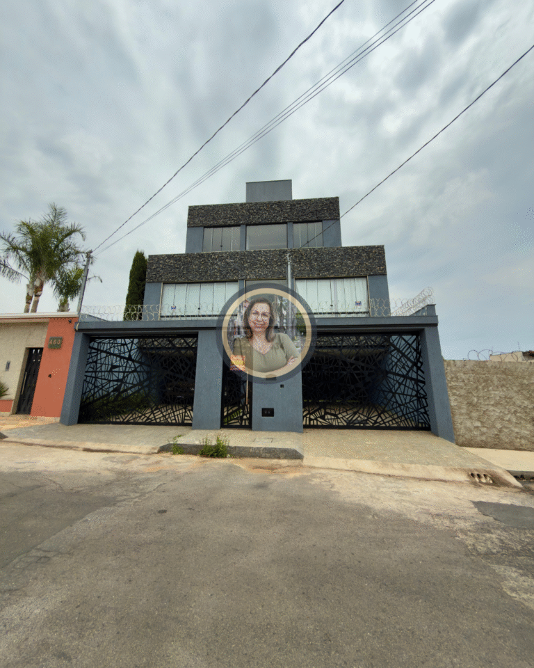 Casa à Venda – Bairro: São Cristóvão