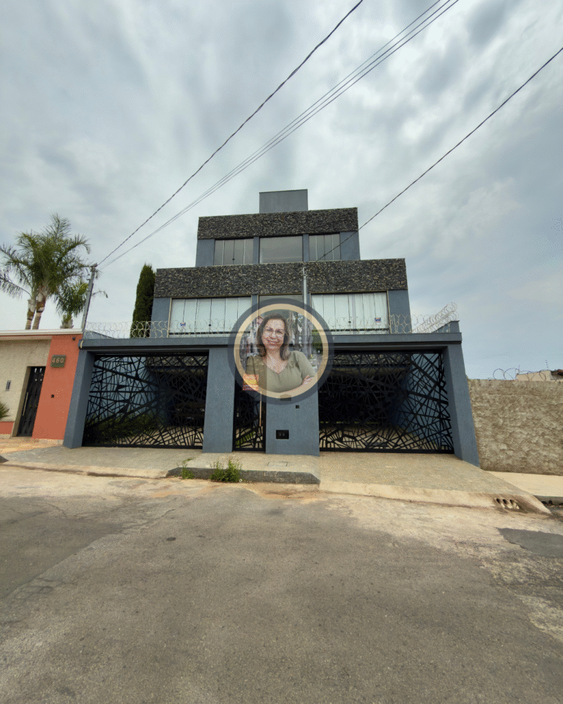 Casa à Venda – Bairro: São Cristóvão
