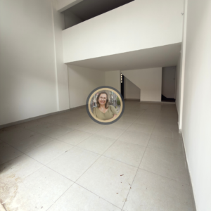 Aluguel Loja c/ Sobreloja - Bairro: Centro