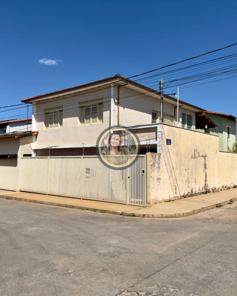 Casa à Venda – Bairro: São Geraldo