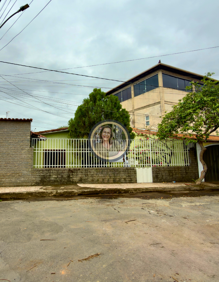 Casa à Venda – Bairro: Piedade